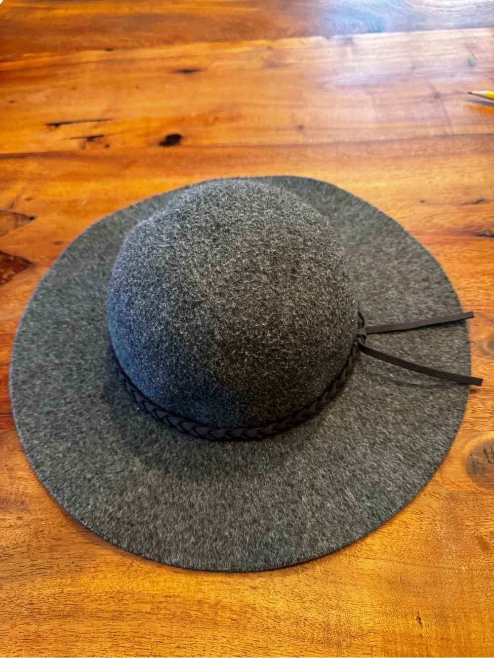 Cat & Jack Toddler girls Gray Wide-Brim Felt Floppy Hat with Braided Band
